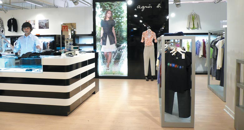 Aménagement d'une boutique de Pret-à-Porter de la marque Agnès B à Bordeaux