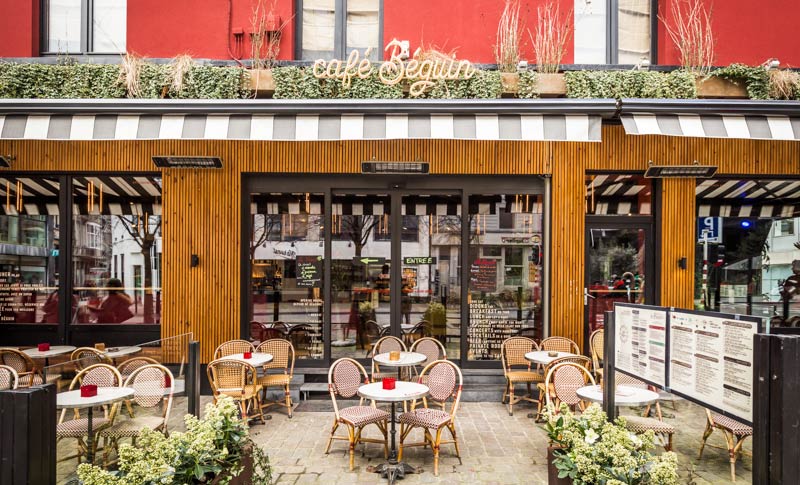 Rénovation d'un café par un architecte spécialiste de l'architecture commerciale à Bordeaux