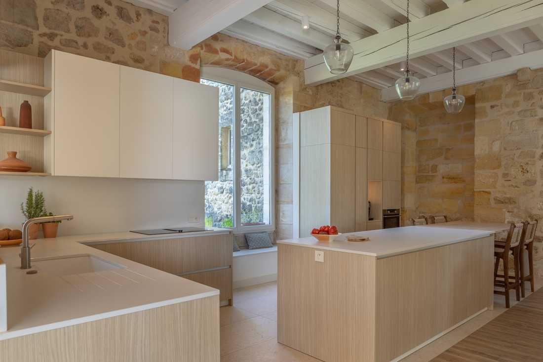 Cuisine du château après les travaux de rénovation