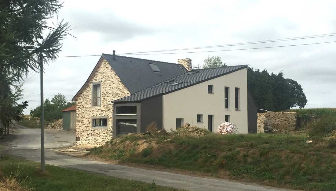 Extension situé sur les anciens appentis de la maison patrimoniale