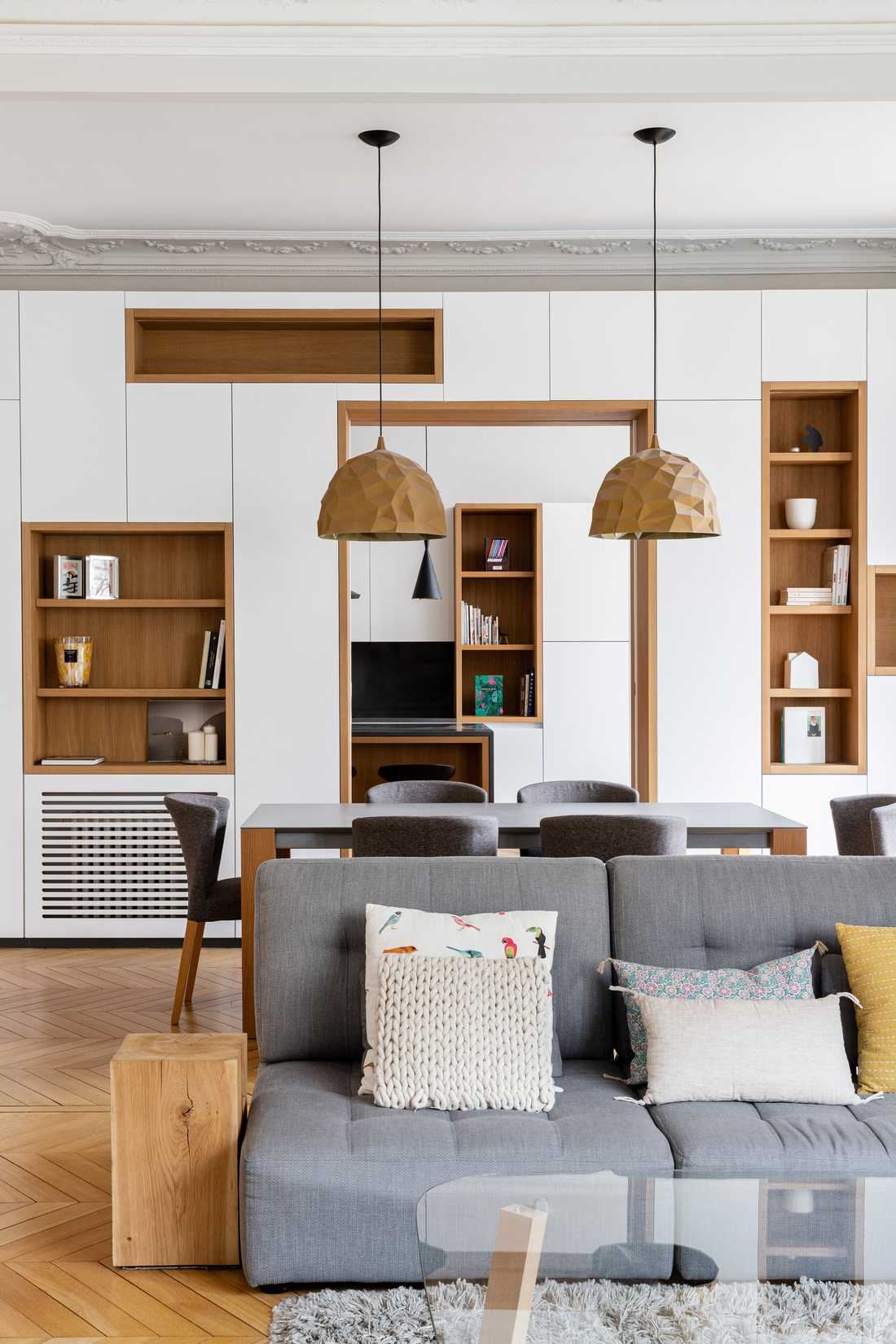 Modernization of a Haussmannian apartment by an interior designer in Bordeaux