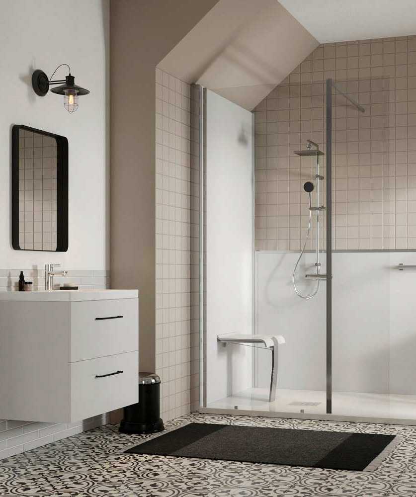 Salle de bain PMR aménagé par un architecte d'intérieur in Gironde