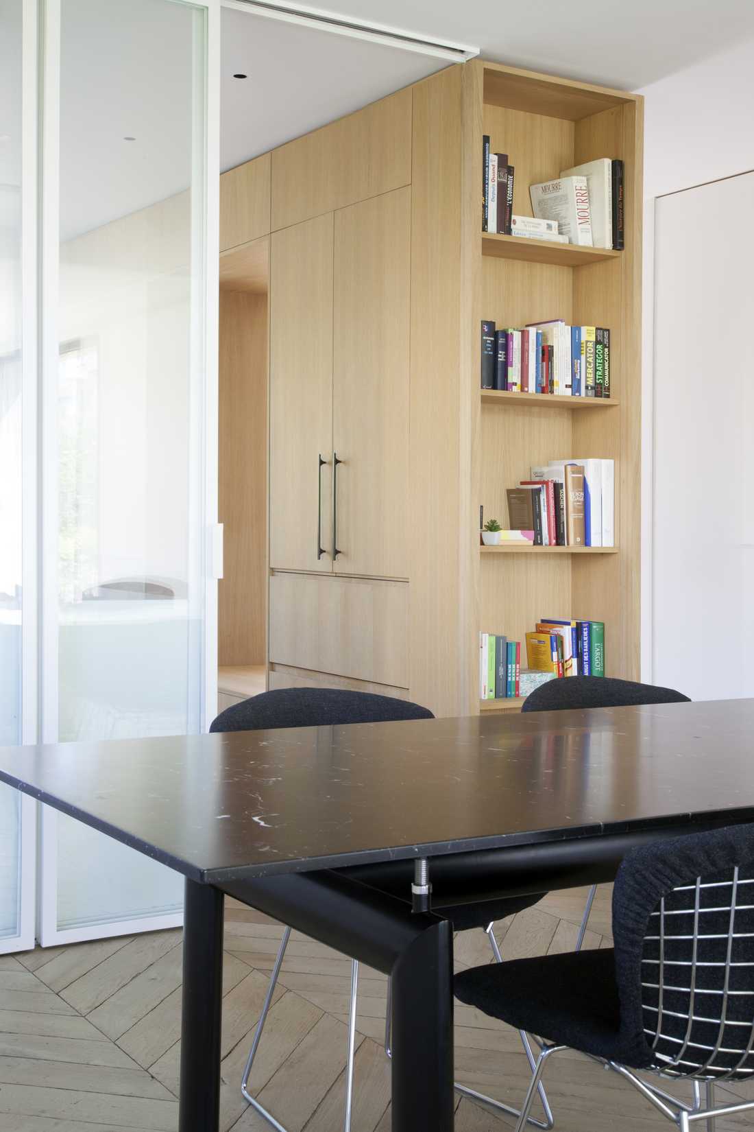 Salle à manger rénovée par un architecte d'intérieur à Bordeaux