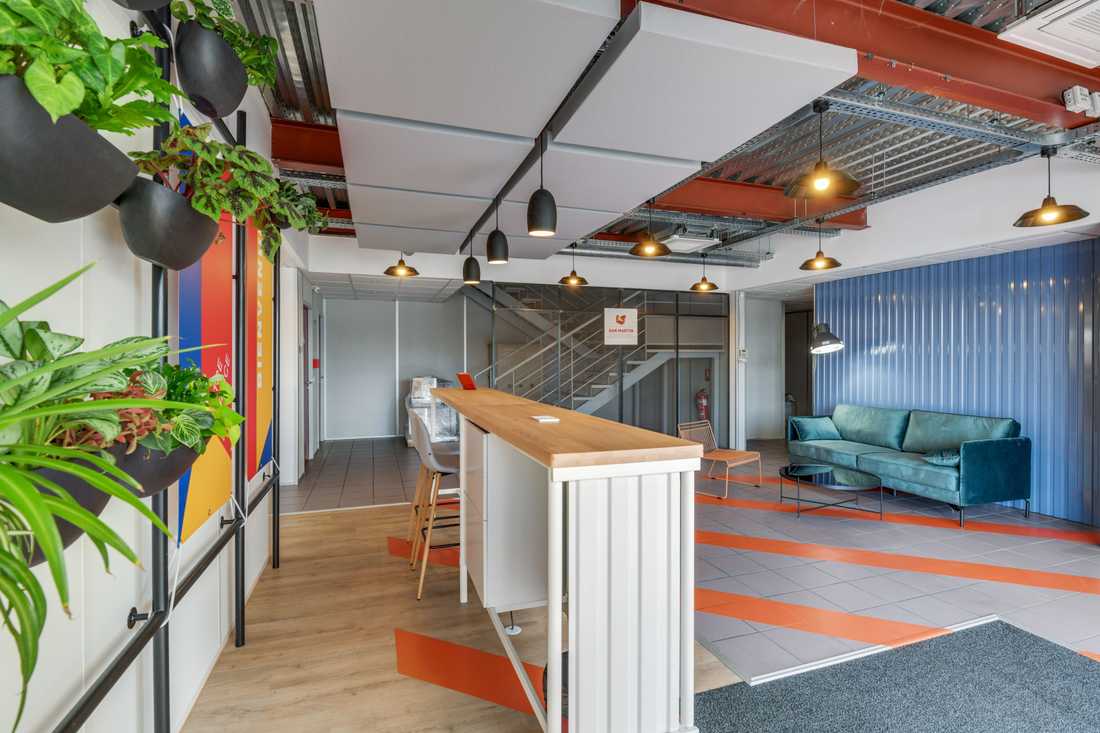 Rénovation d'une agence de location par un architecte d'intérieur