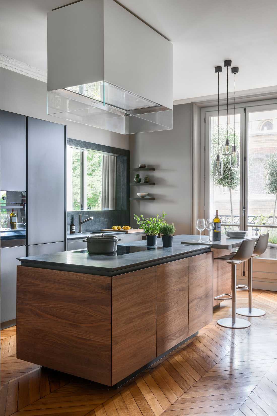 American kitchen designed by an interior designer in Gironde