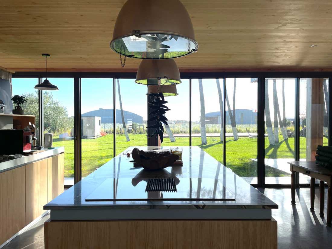 Baie vitrée avec menuiseries Technal