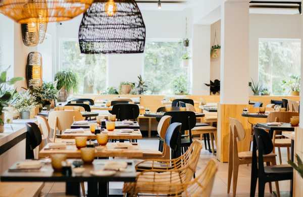 Remodelling intérieur d'un hôtel - restaurant à Bordeaux par un architecte