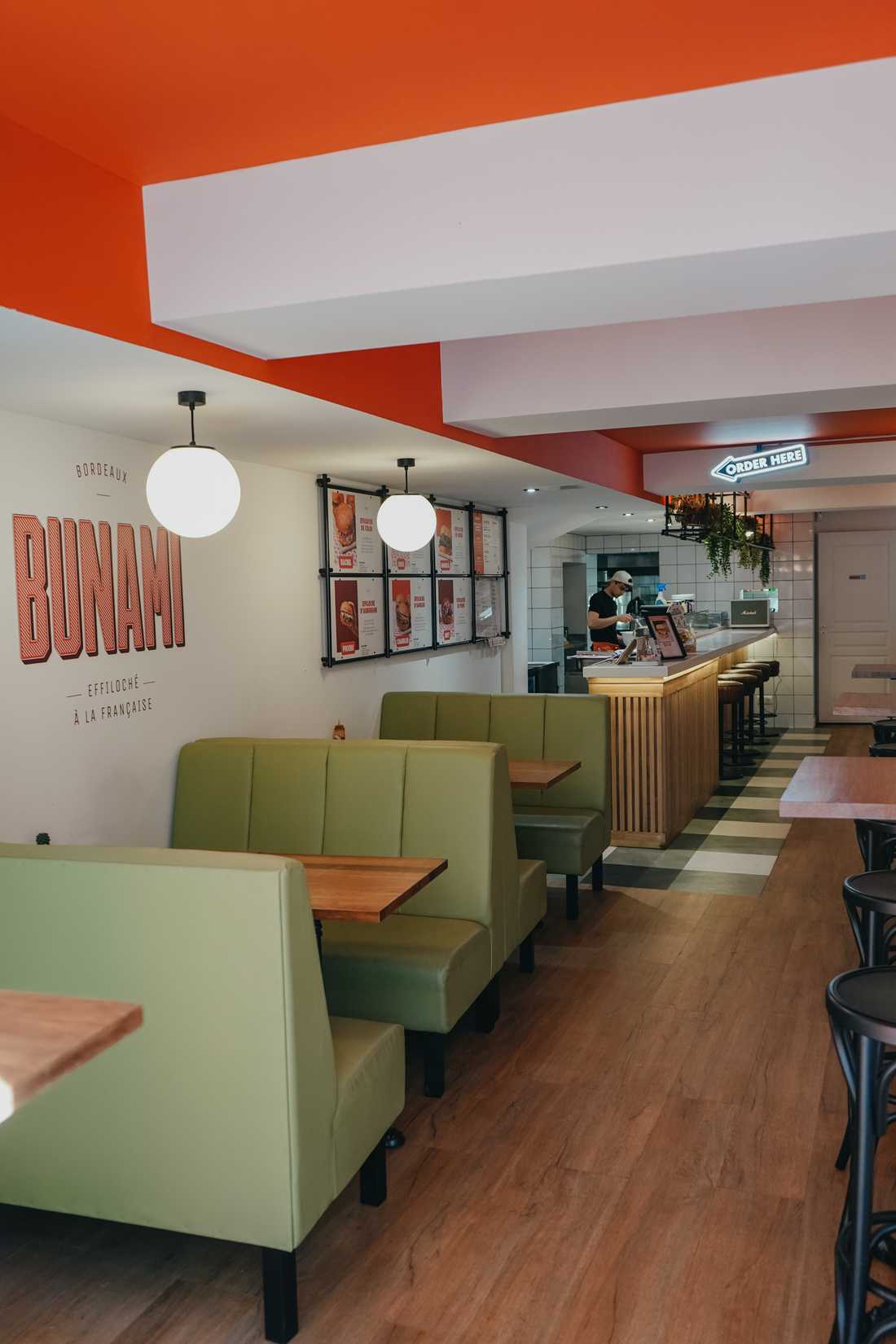 Restaurant au style bistrot français réalisé par un architecte d'intérieur