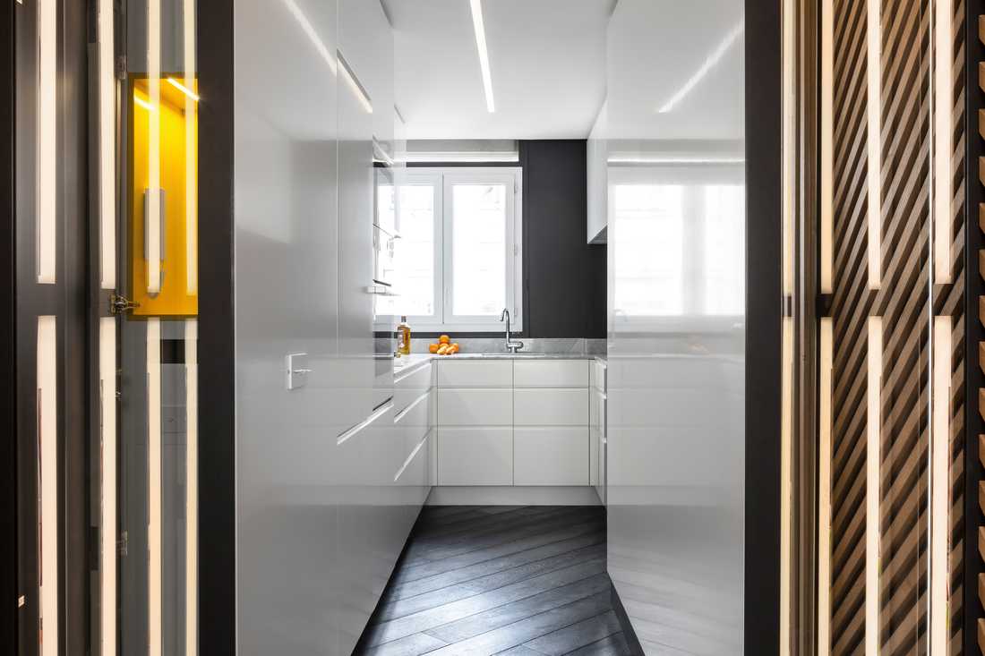 Rénovation de la cuisine de l'appartement par un architecte d'intérieur à Bordeaux
