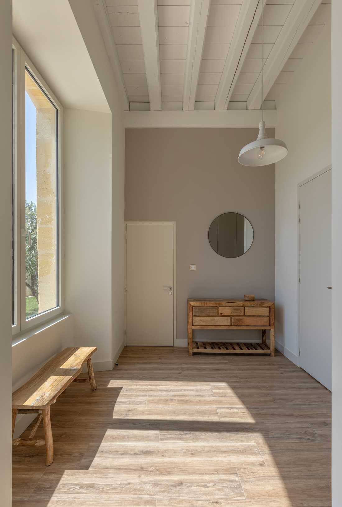 Couloir contemporain à l'étage du château