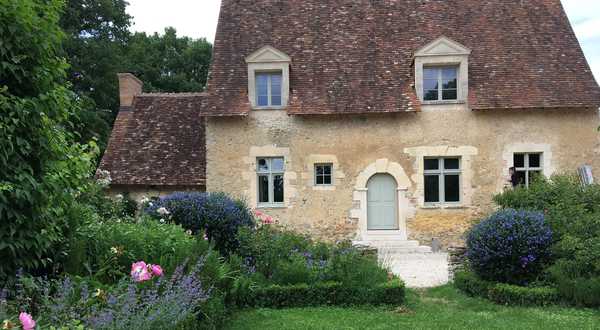 Création d'un jardin de villégiature par un paysagiste en Gironde