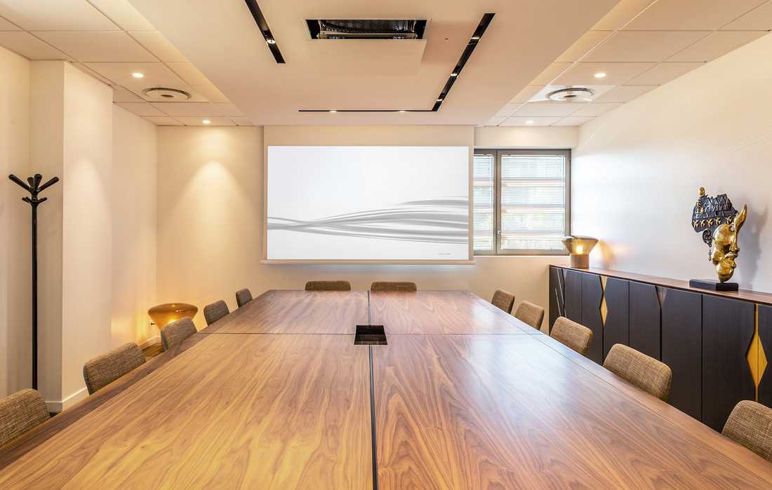 Salle de réunion aménagé par un architecte d'intérieur in Bordeaux